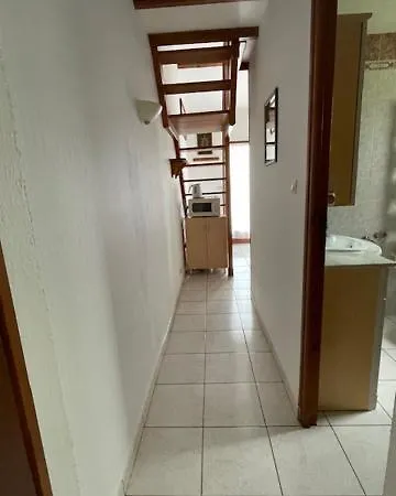 Maison T2 Indépendante Avec Terrasse Et Parking Buxerolles